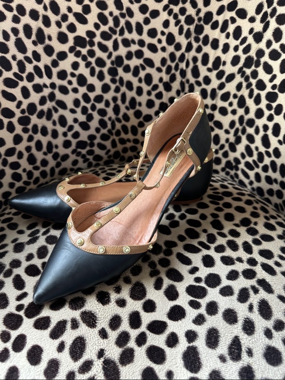 Halogen Black/Tan Studded Trim flats - Picture 3 of 11